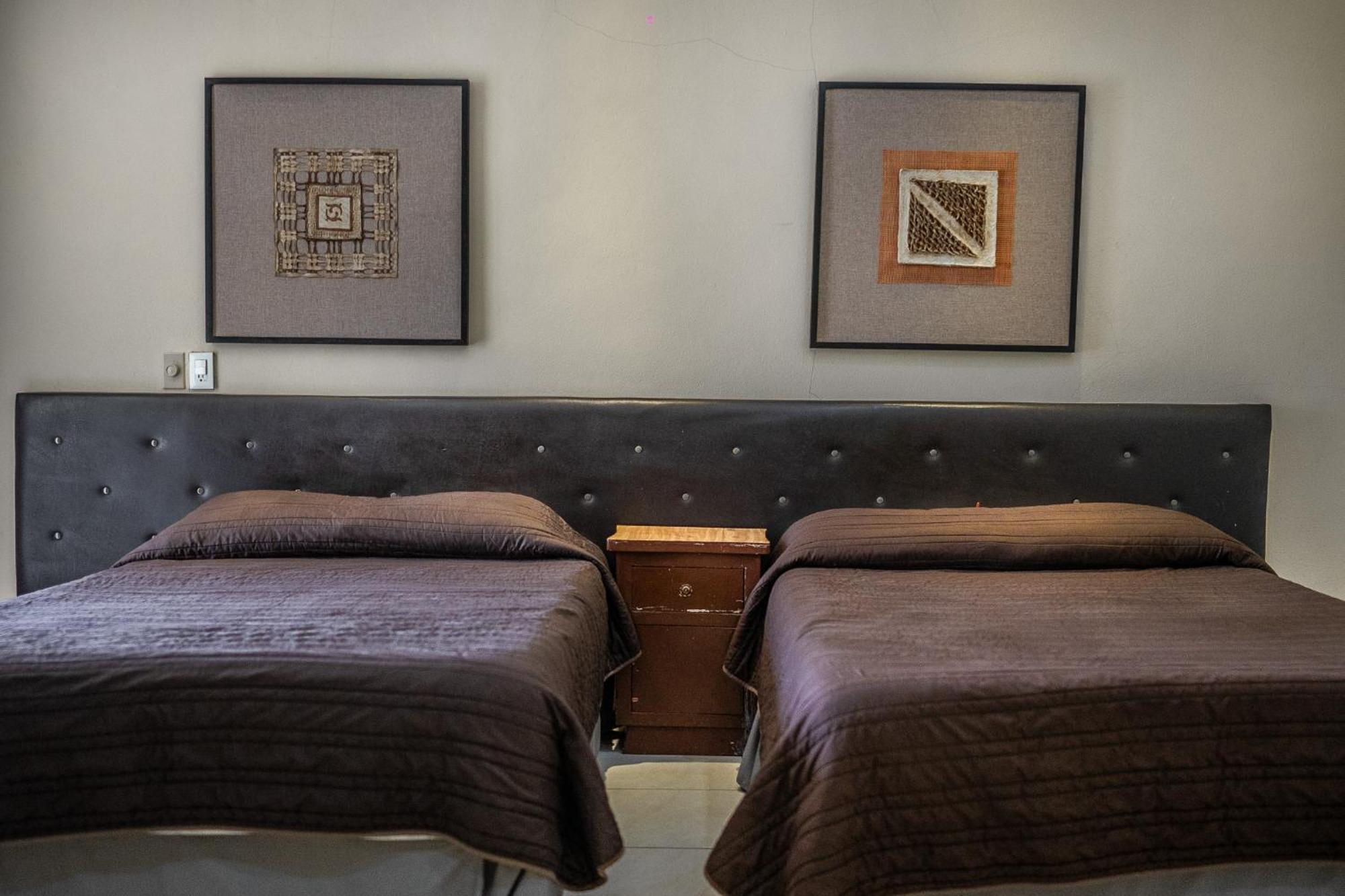 Hotel Maria De La Luz Valladolid  Buitenkant foto